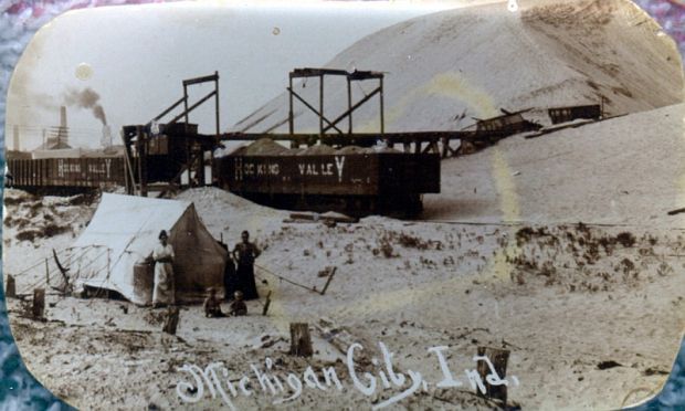 01-28HoosierSlide-MiningOperation01.jpg